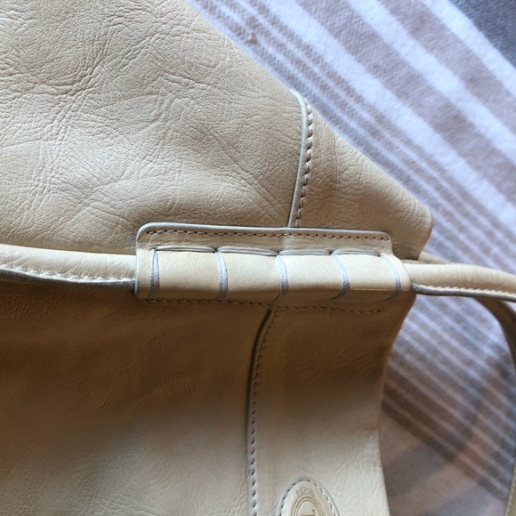 Tod’s Beige Hobo Bucket shoulder-bag - Picture 9 of 10